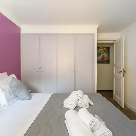Historic Center - Navona Luxe Haven - Elevator, Soundproof & Netflix Appartement Rome