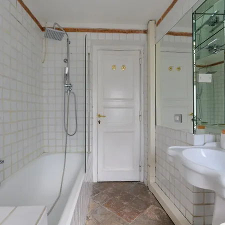Appartement Historic Center - Navona Luxe Haven - Elevator, Soundproof & Netflix *
