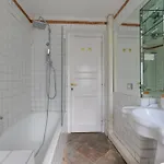 Apartmán Historic Center - Navona Luxe Haven - Elevator, Soundproof & Netflix *