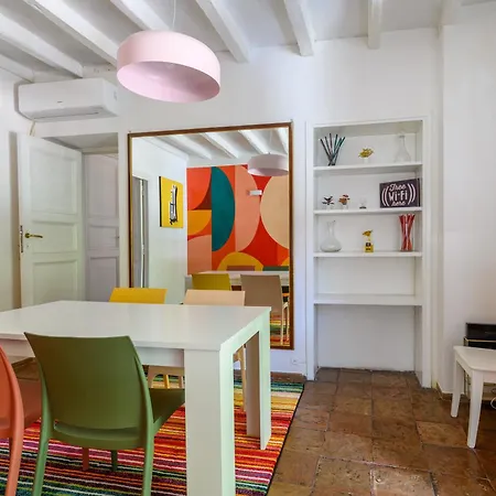 Historic Center - Navona Luxe Haven - Elevator, Soundproof & Netflix * Řím