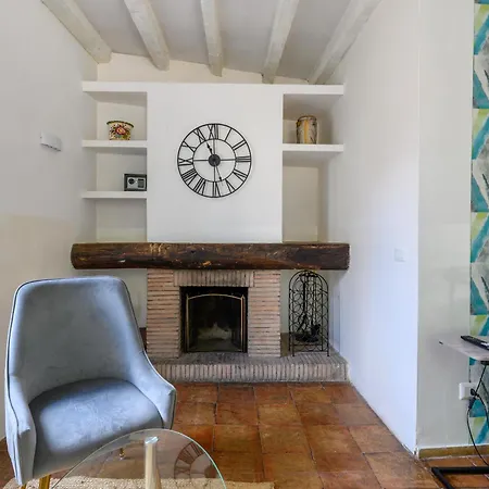 Historic Center - Navona Luxe Haven - Elevator, Soundproof & Netflix * רומא